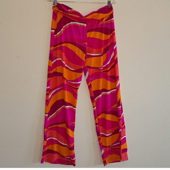 NEW TRINA TURK  vivid Viata spa  and swim collection size L - Picture 7 of 12